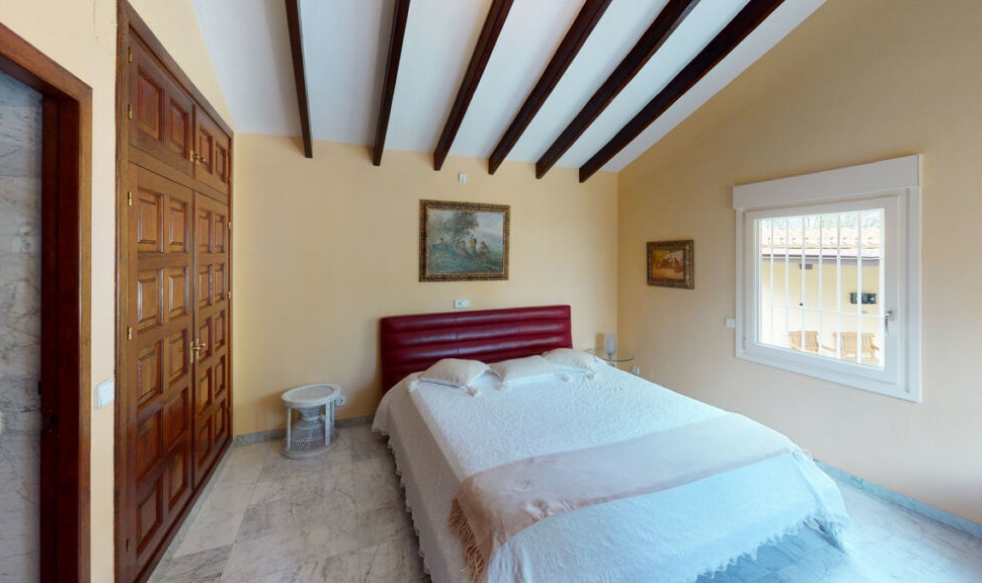 Resale - House -
Benajarafe