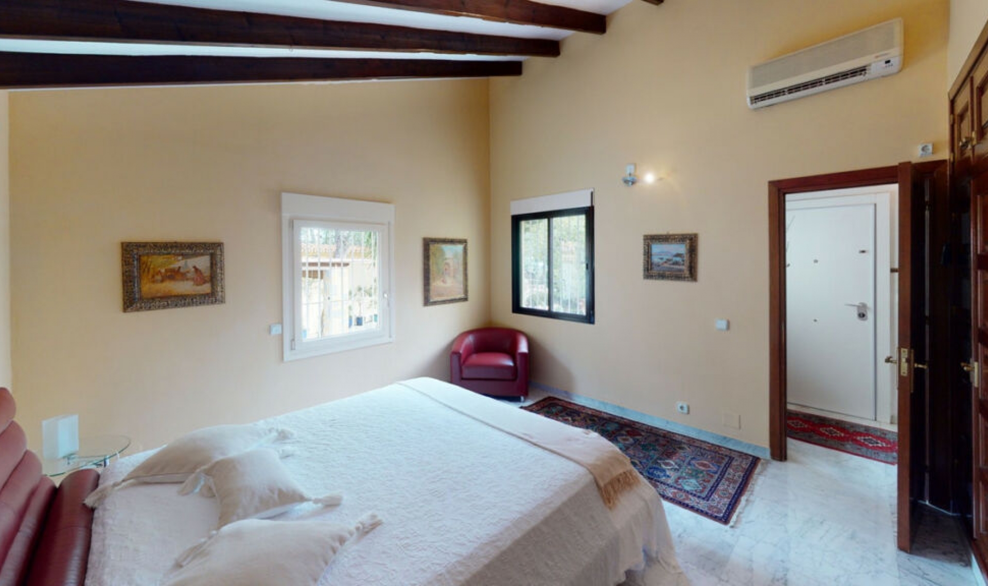 Resale - House -
Benajarafe