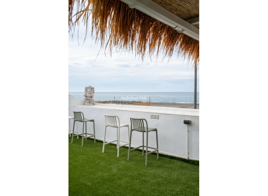 Resale - House -
Benajarafe