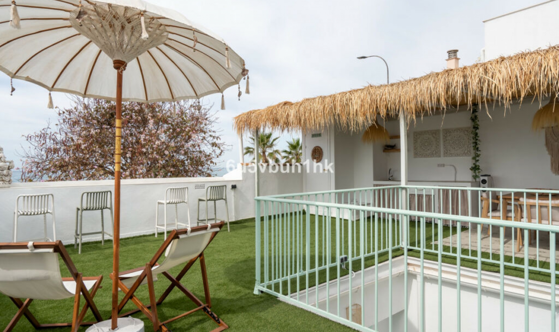 Resale - House -
Benajarafe