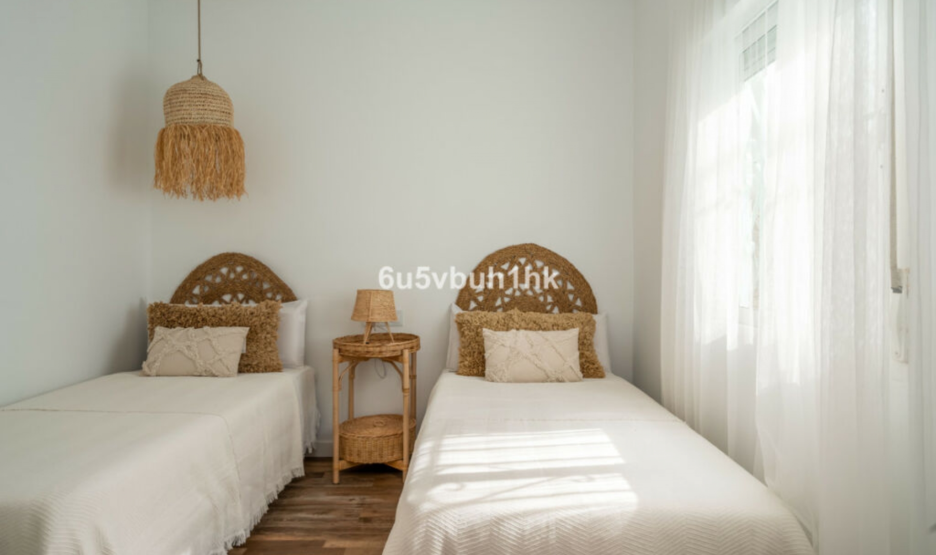 Resale - House -
Benajarafe