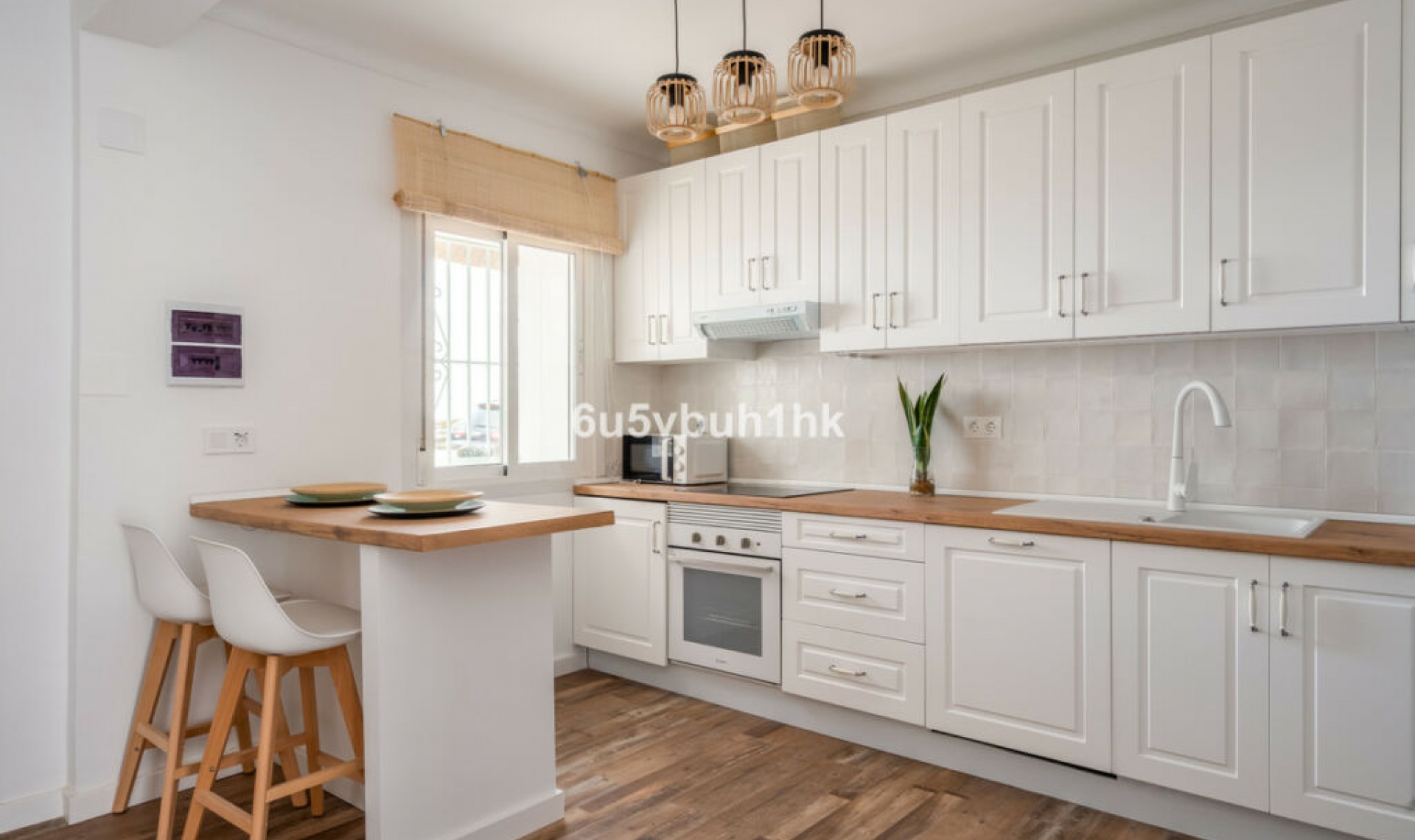 Resale - House -
Benajarafe