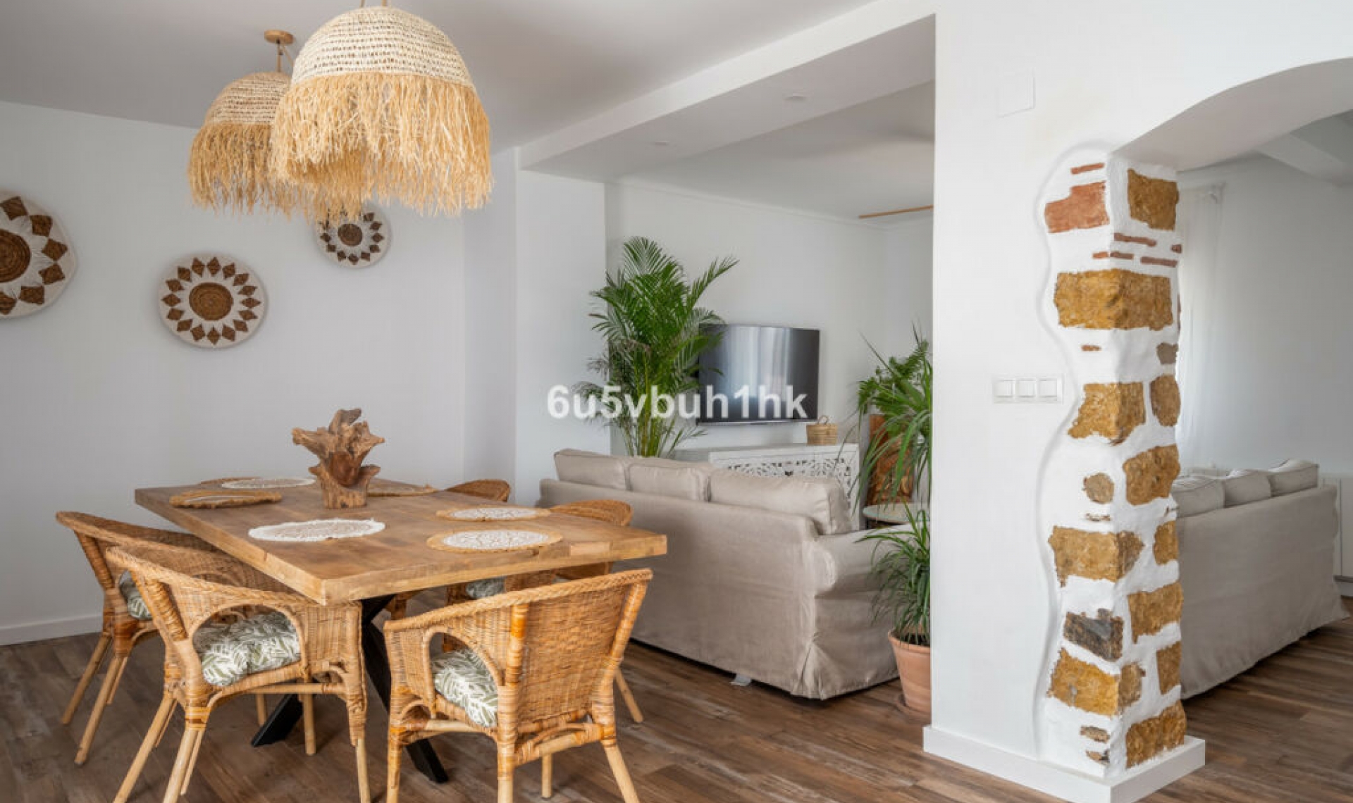 Resale - House -
Benajarafe