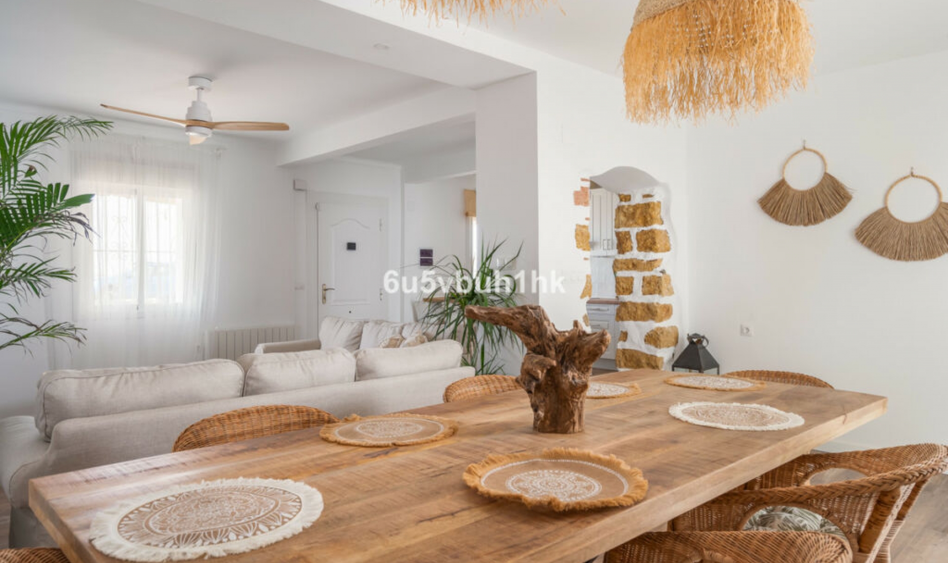 Resale - House -
Benajarafe