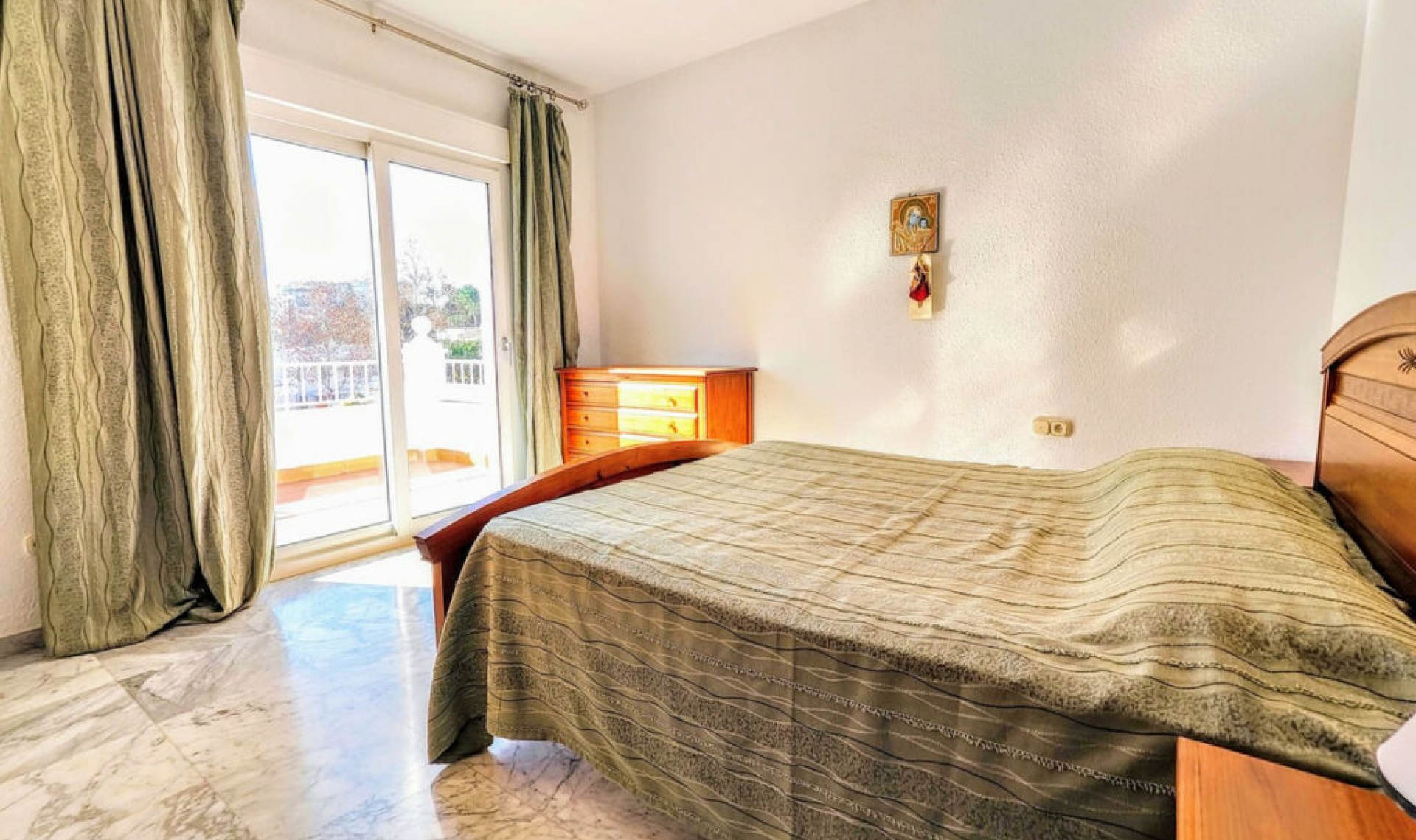 Resale - House -
Benalmadena Costa