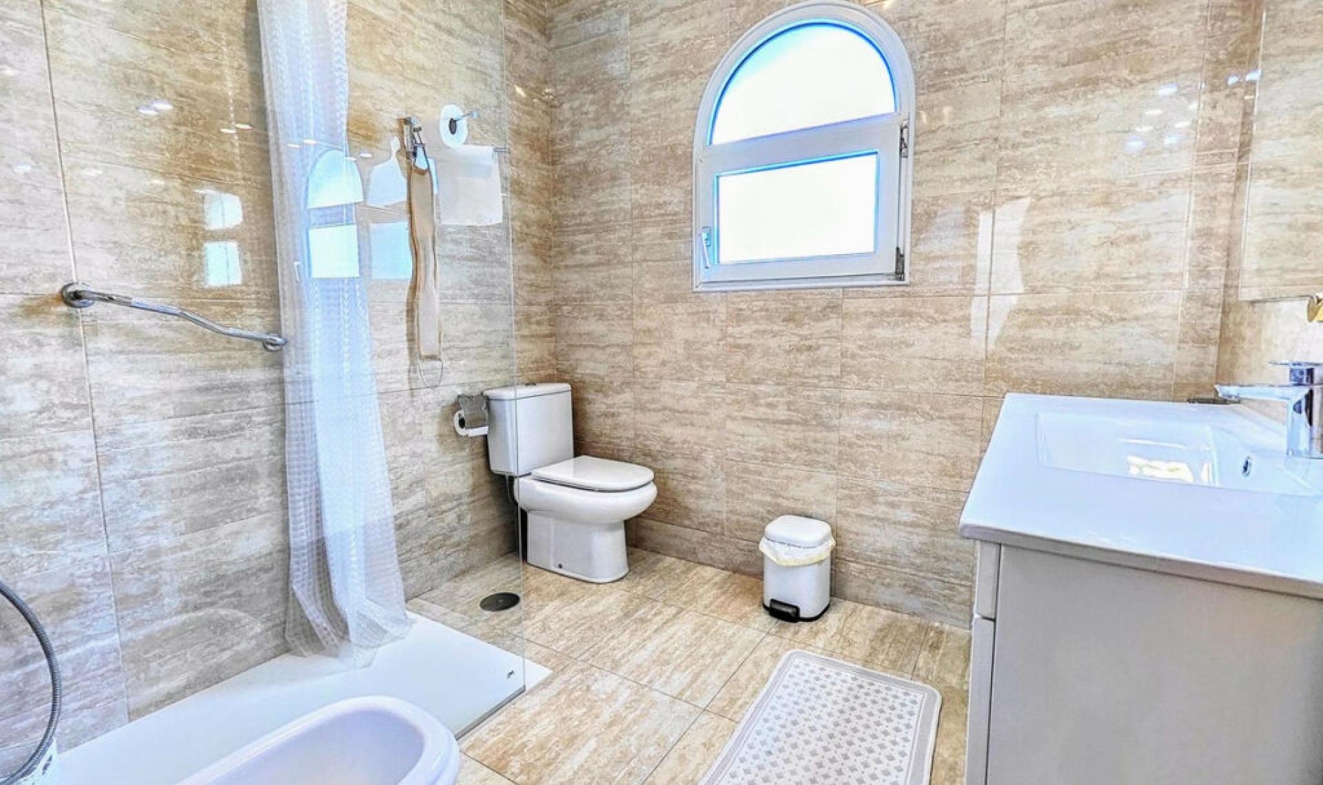 Resale - House -
Benalmadena Costa