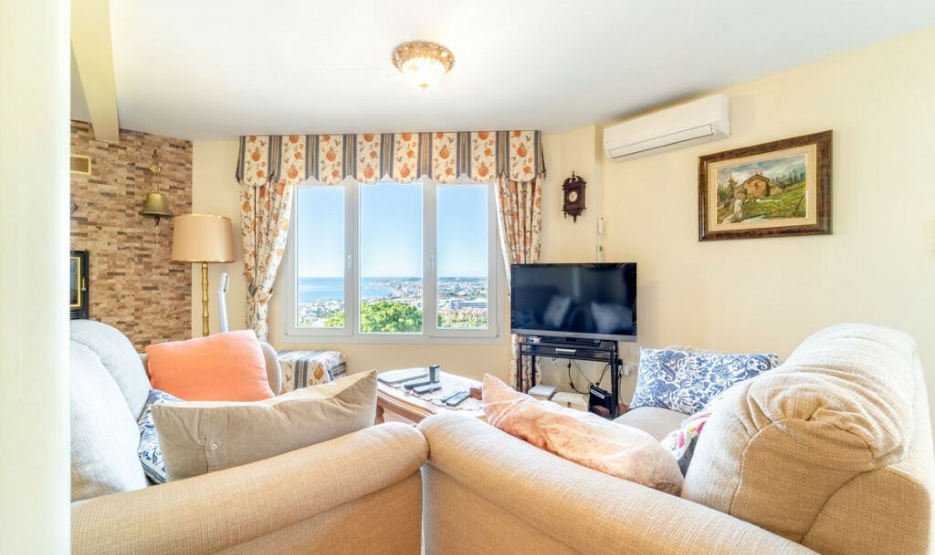 Resale - House -
Benalmadena Costa