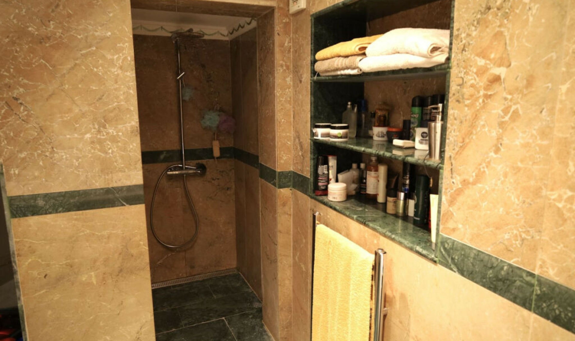 Resale - House -
Benalmadena Costa