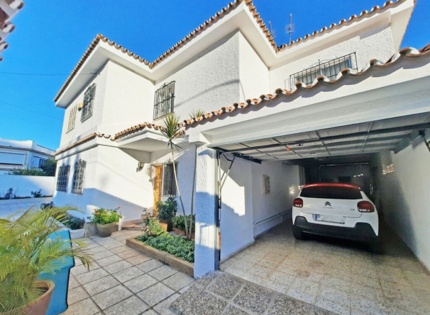 Resale - House -
Benalmadena Costa