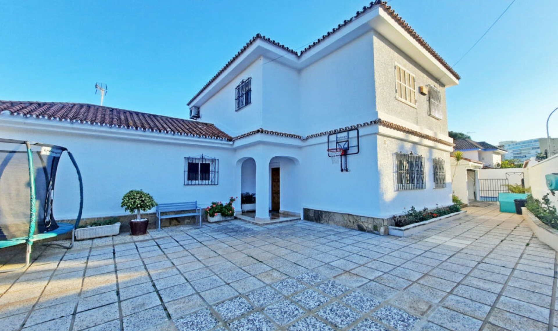 Resale - House -
Benalmadena Costa