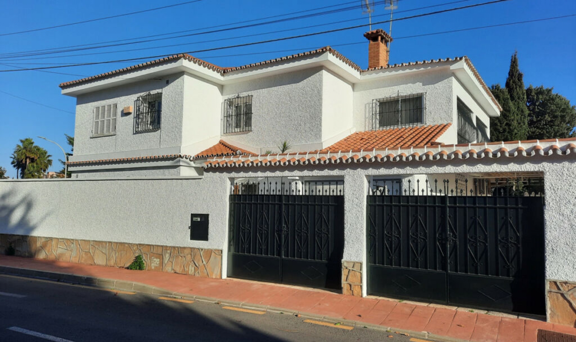 Resale - House -
Benalmadena Costa