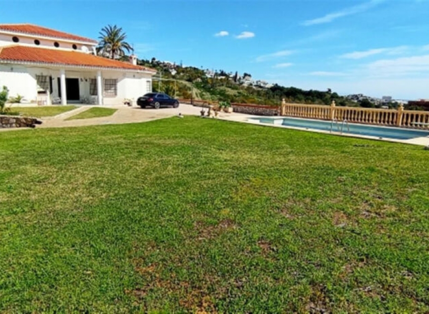 Resale - House -
Benalmadena Costa