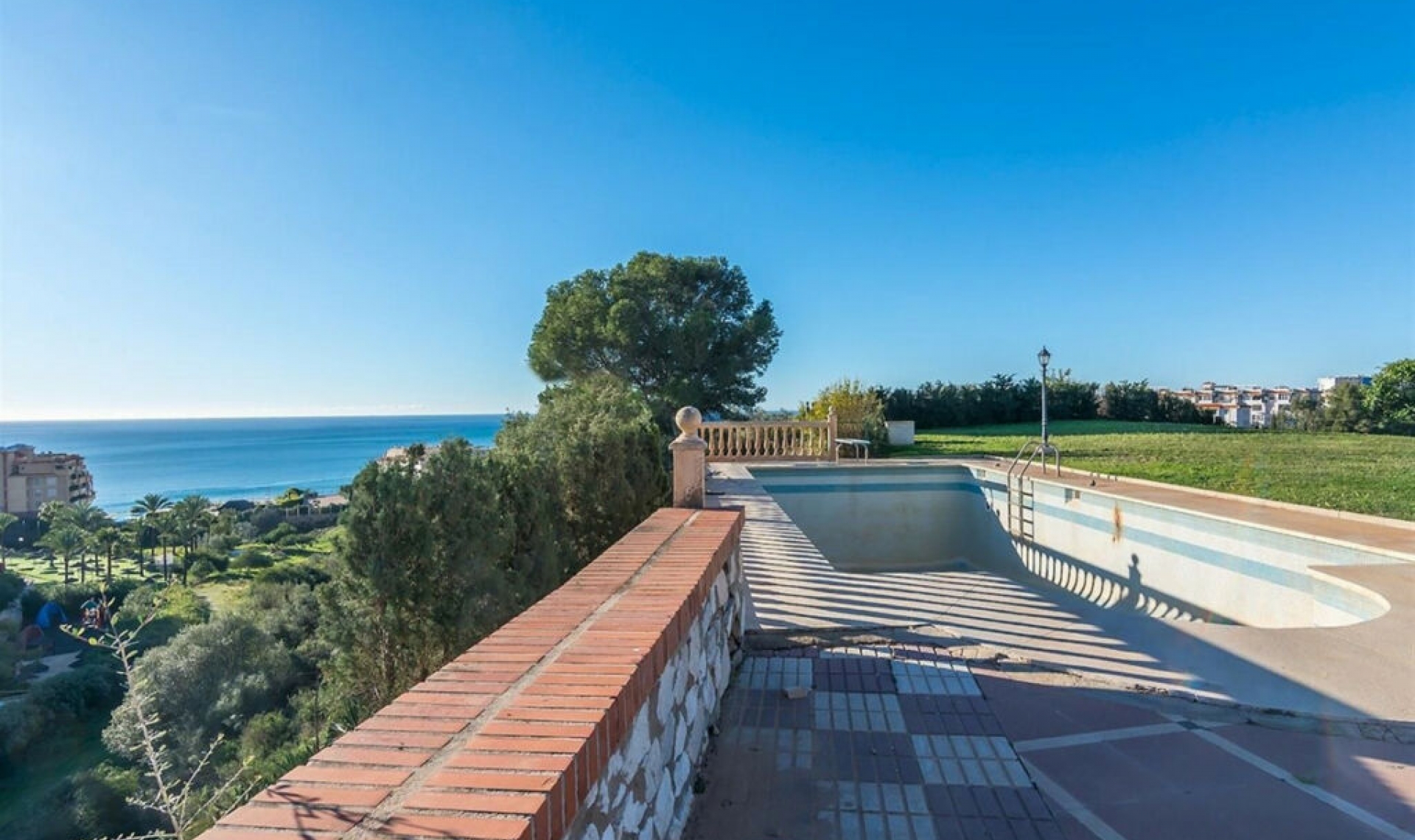 Resale - House -
Benalmadena Costa