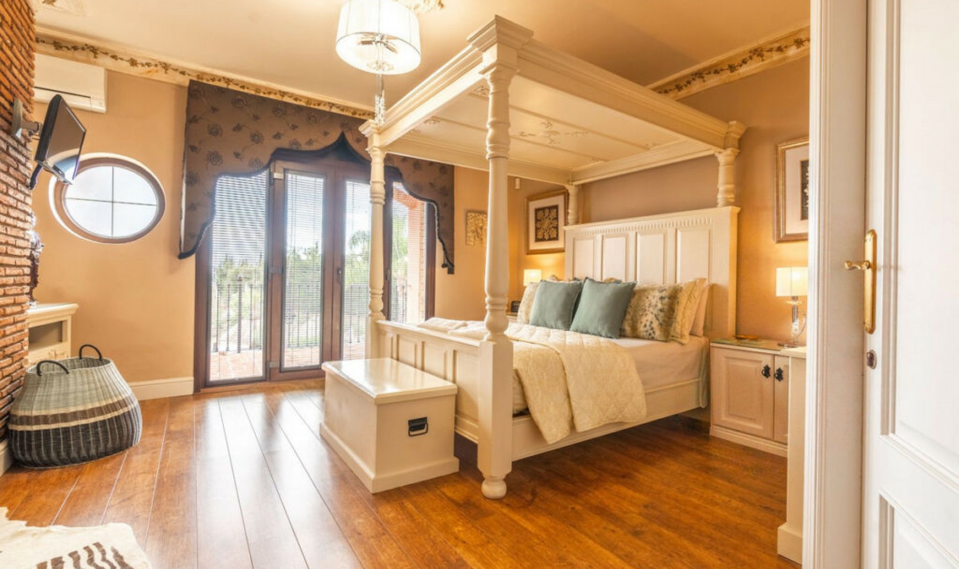 Resale - House -
Benalmadena Costa