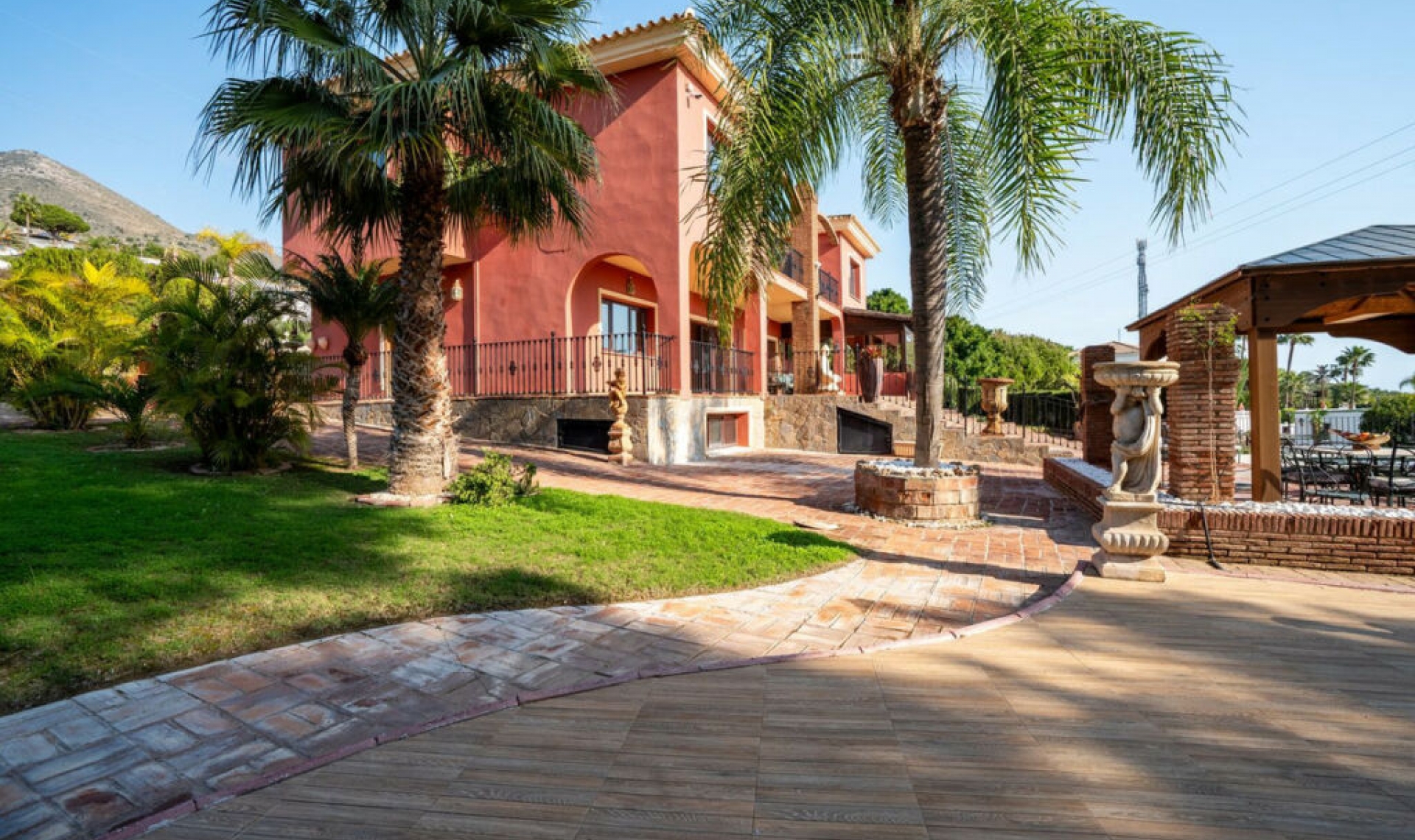 Resale - House -
Benalmadena Costa