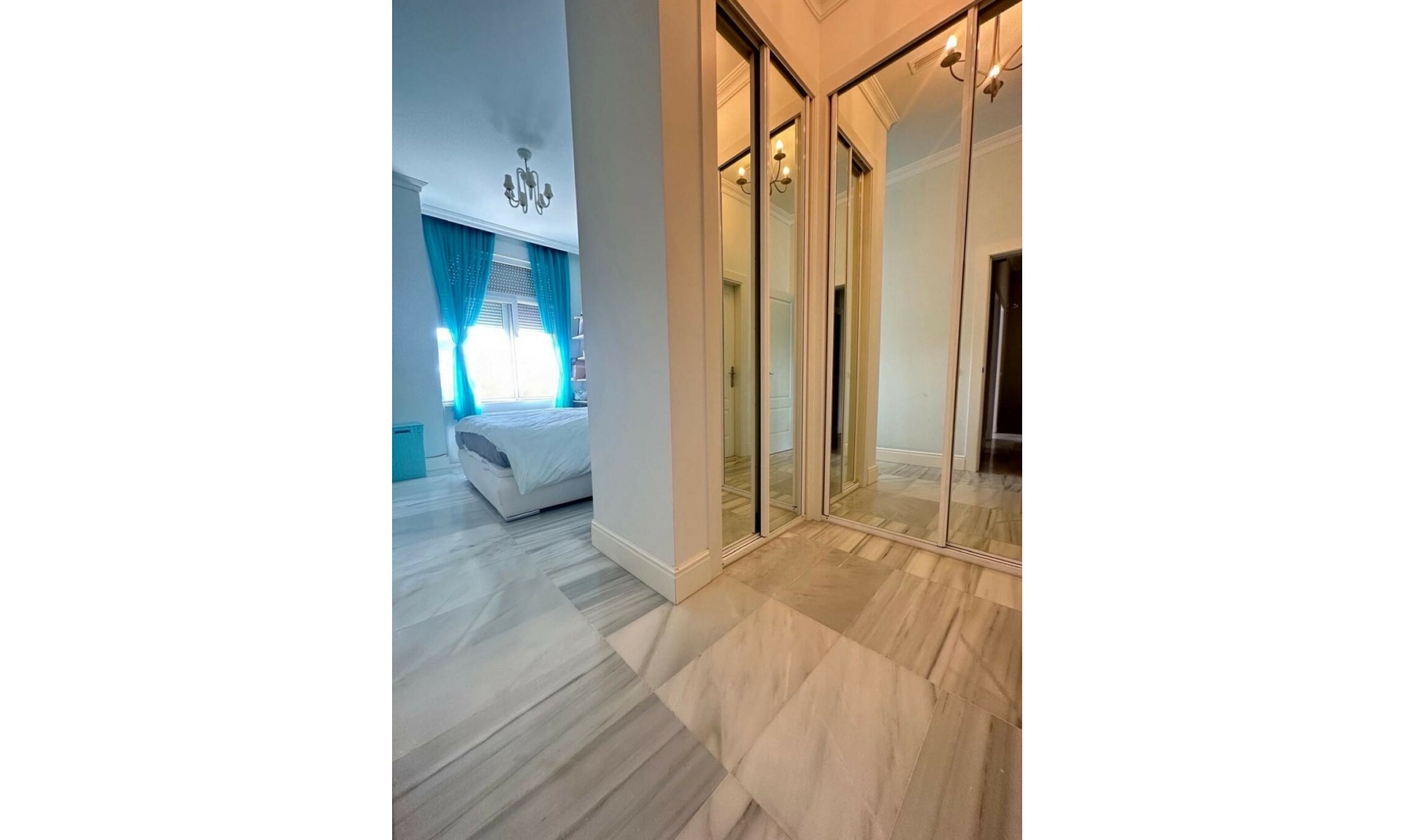 Resale - House -
Benalmadena Costa