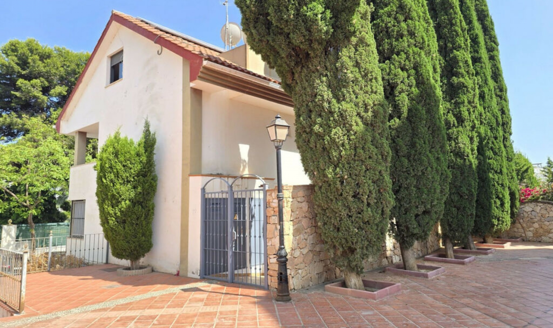 Resale - House -
Benalmadena Costa