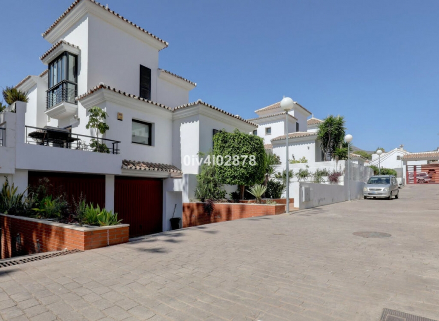 Resale - House -
Benalmadena Costa