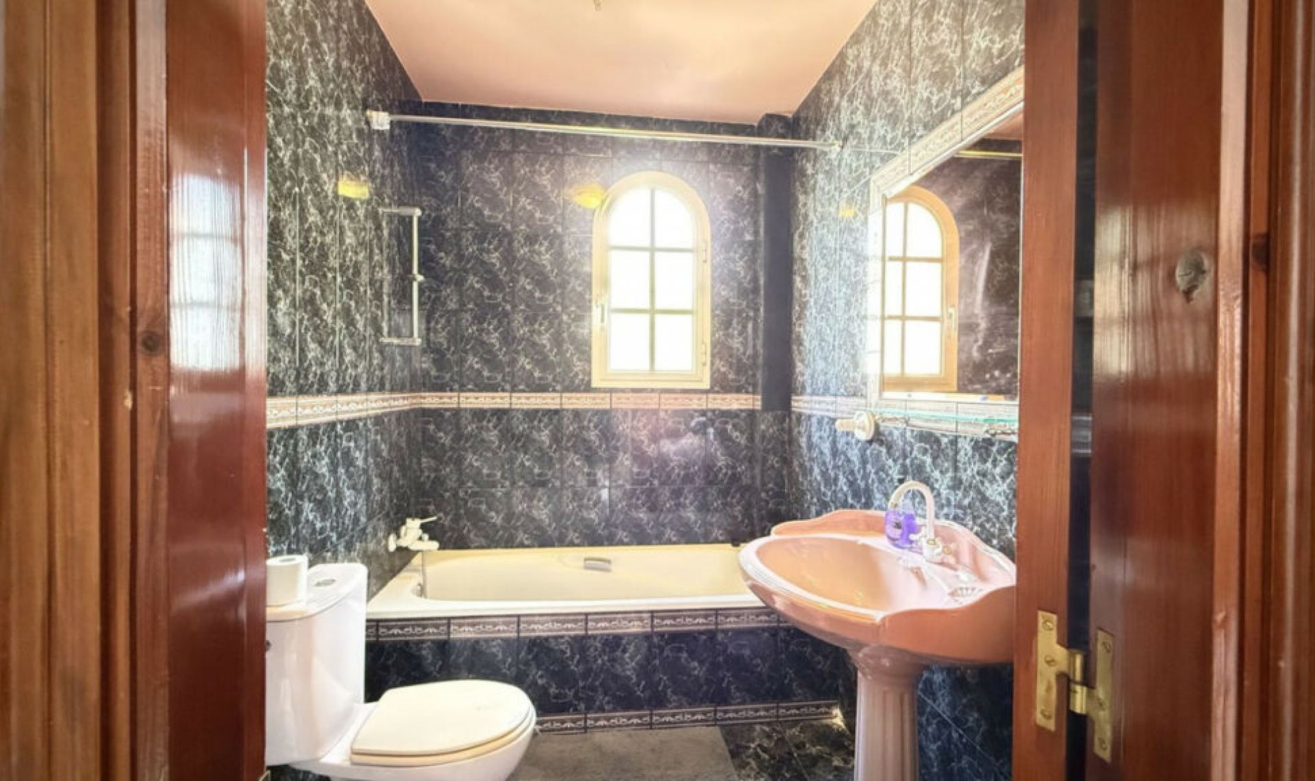 Resale - House -
Benalmadena Costa