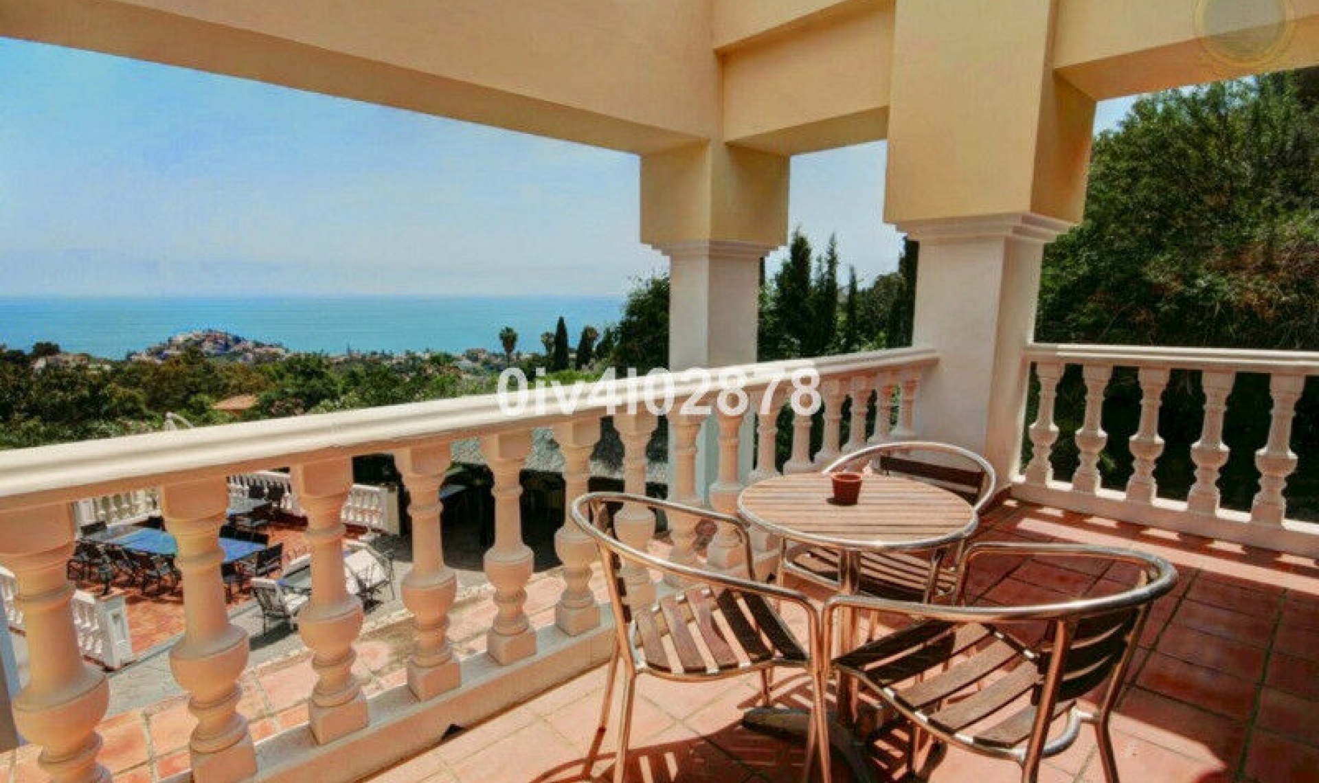 Resale - House -
Benalmadena Pueblo