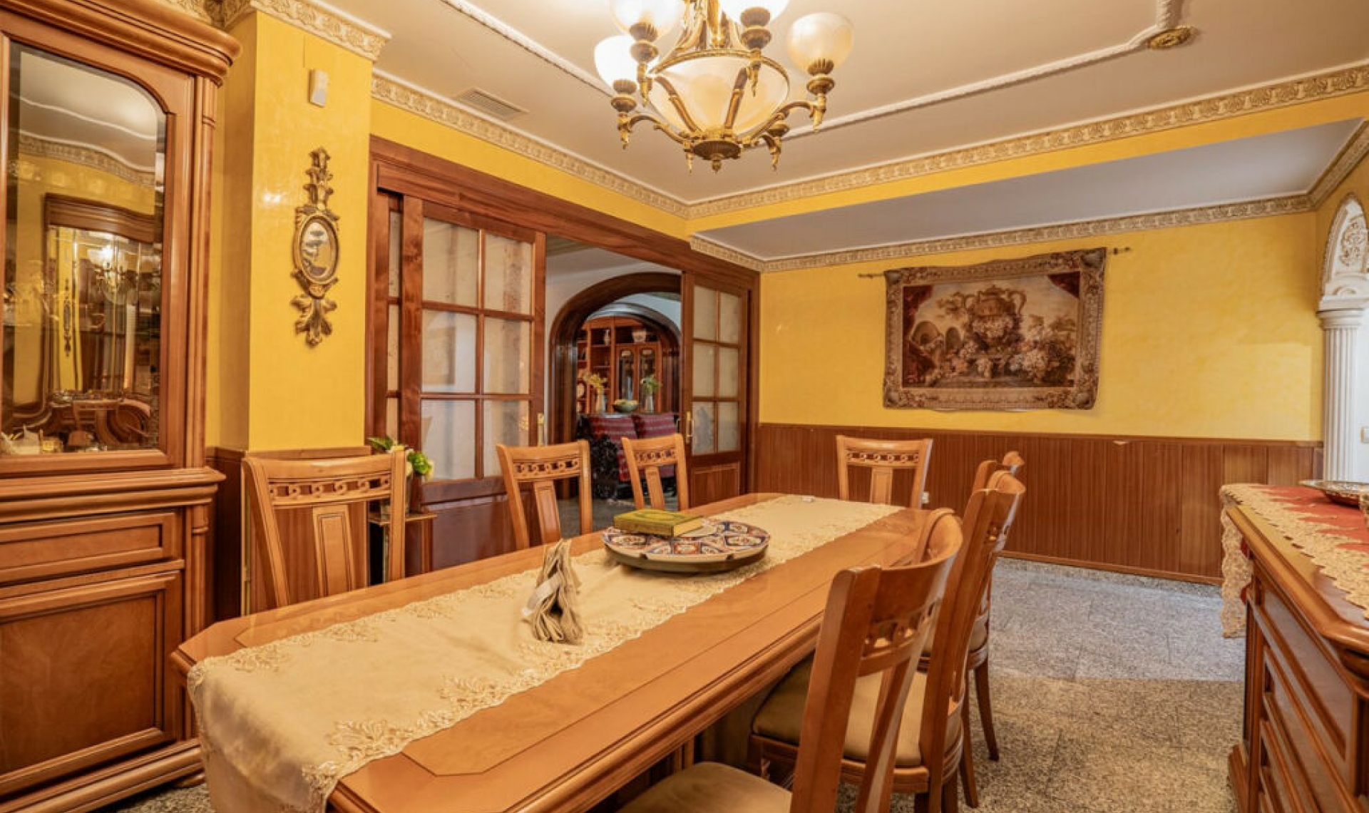 Resale - House -
Benalmadena Pueblo