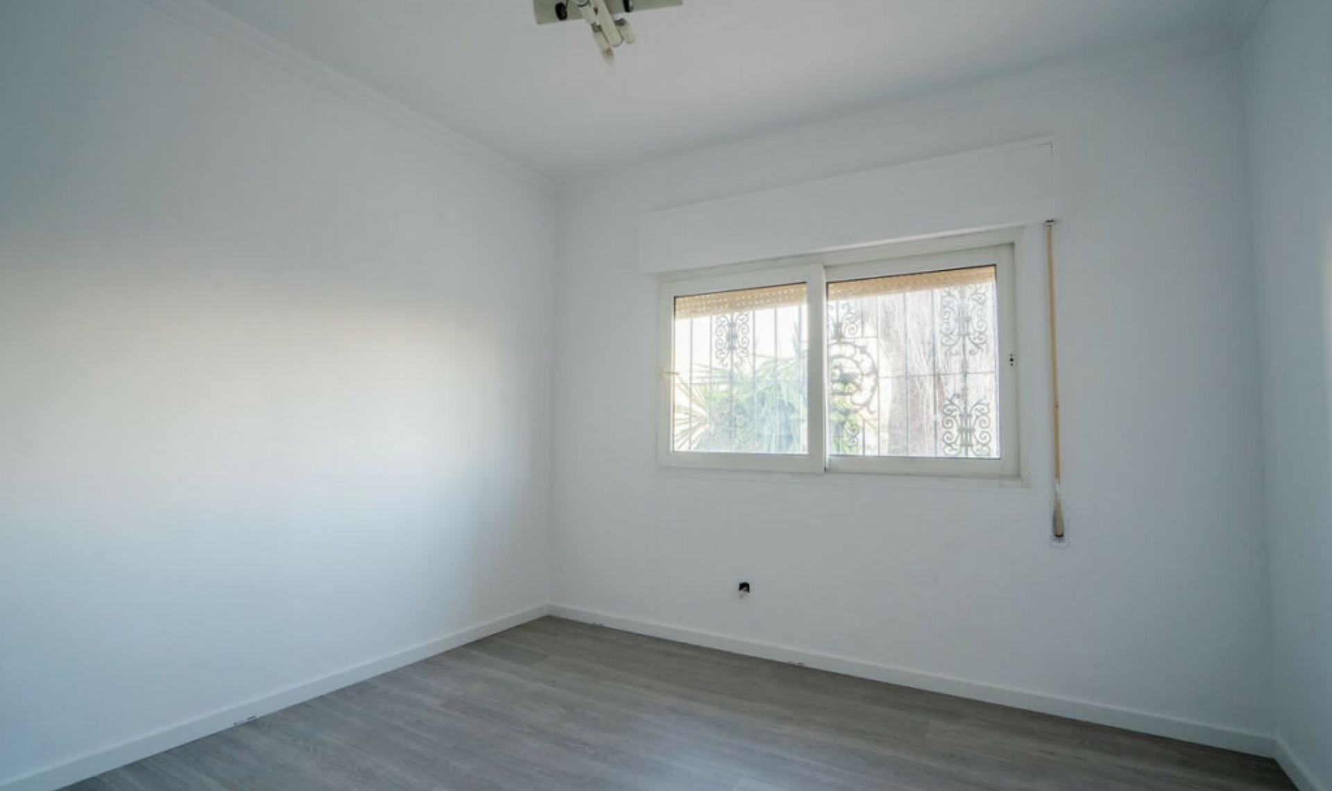 Resale - House -
Benalmadena Pueblo