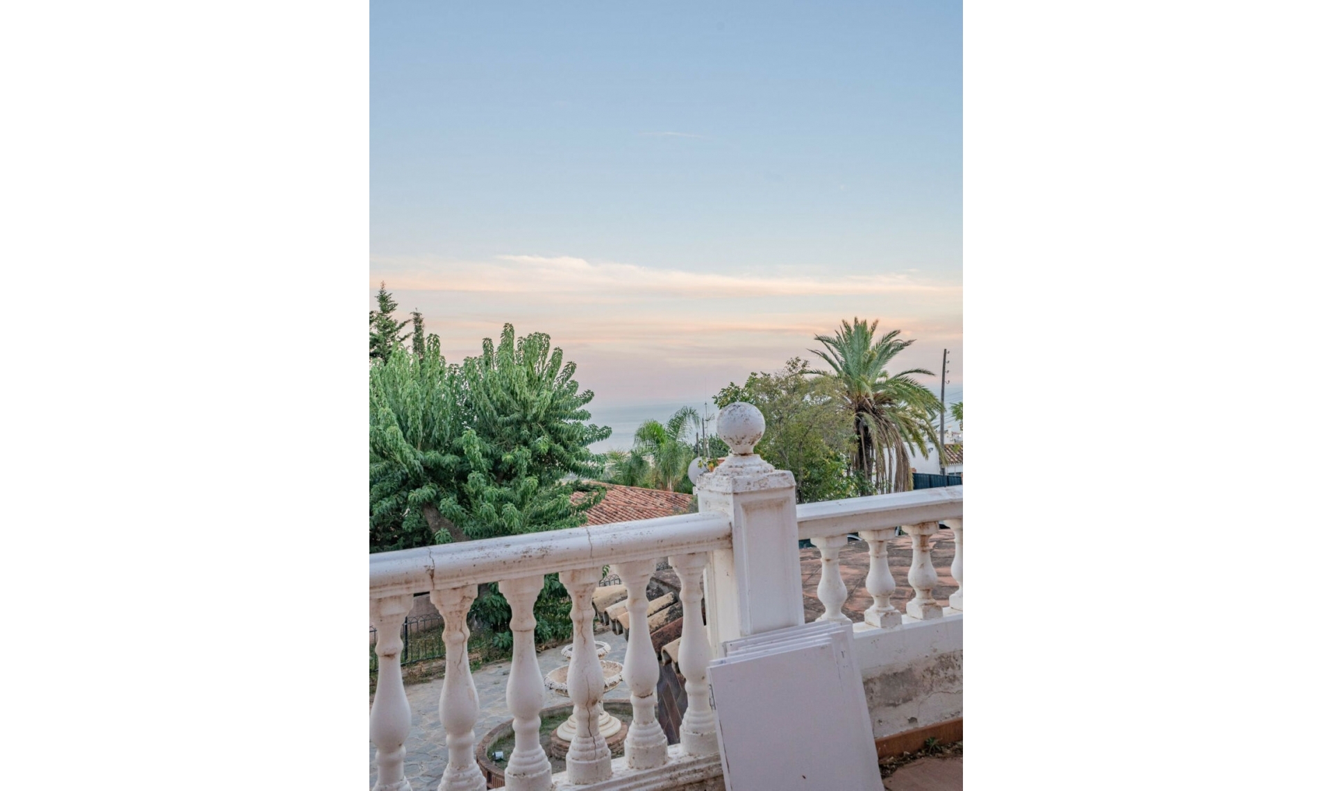 Resale - House -
Benalmadena Pueblo