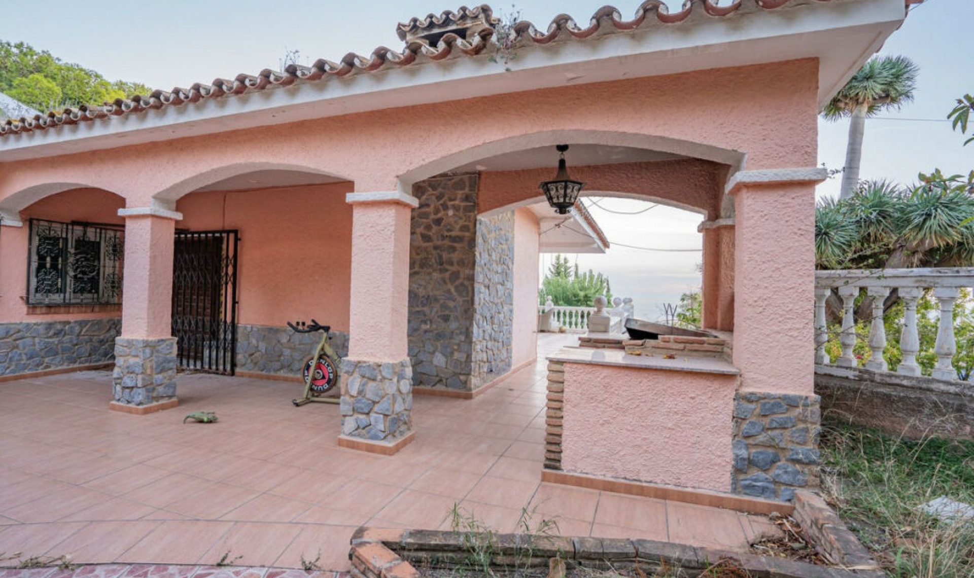 Resale - House -
Benalmadena Pueblo