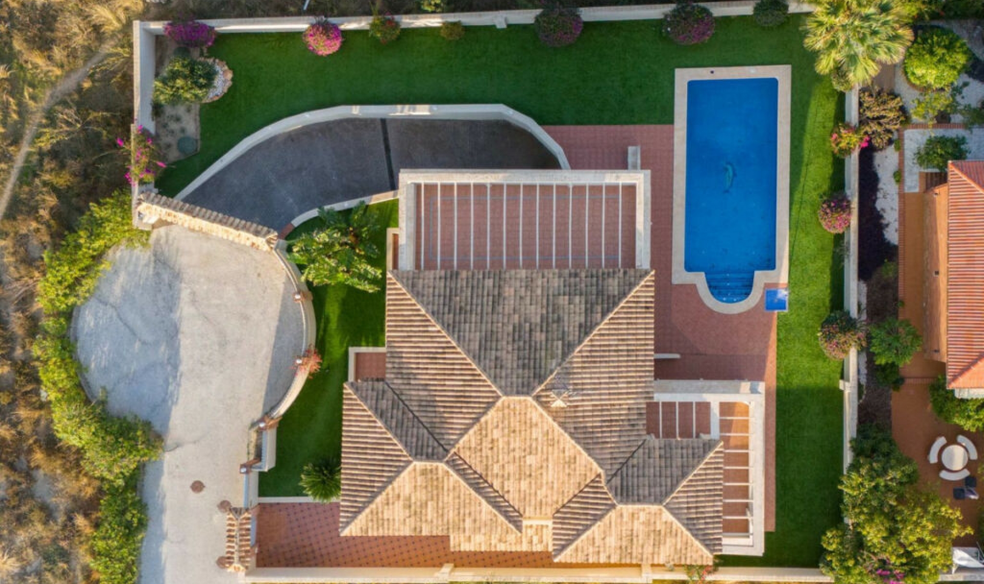 Resale - House -
Benalmadena Pueblo