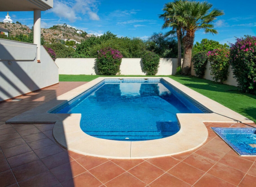 Resale - House -
Benalmadena Pueblo