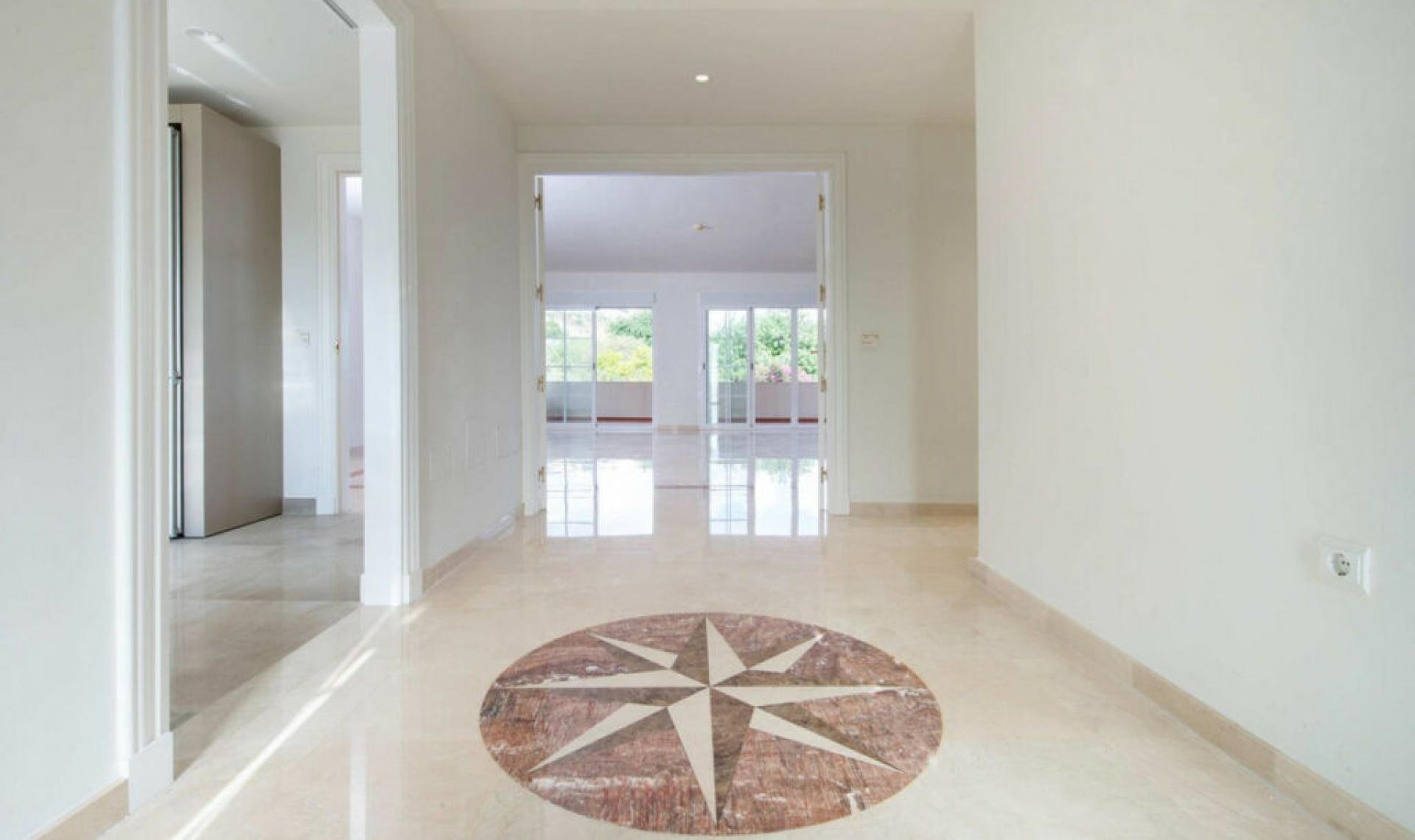 Resale - House -
Benalmadena Pueblo