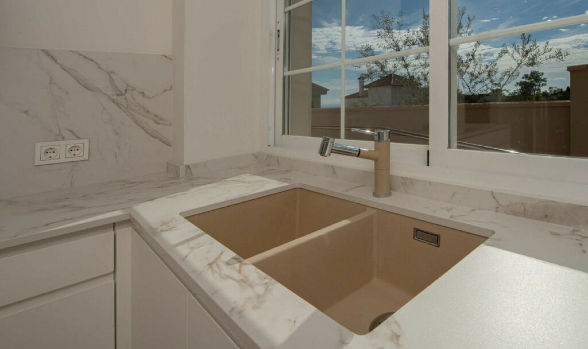 Resale - House -
Benalmadena Pueblo