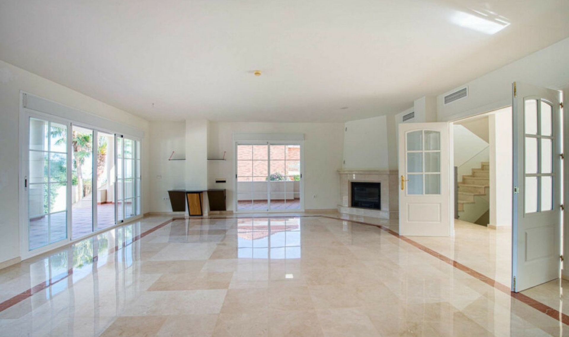Resale - House -
Benalmadena Pueblo