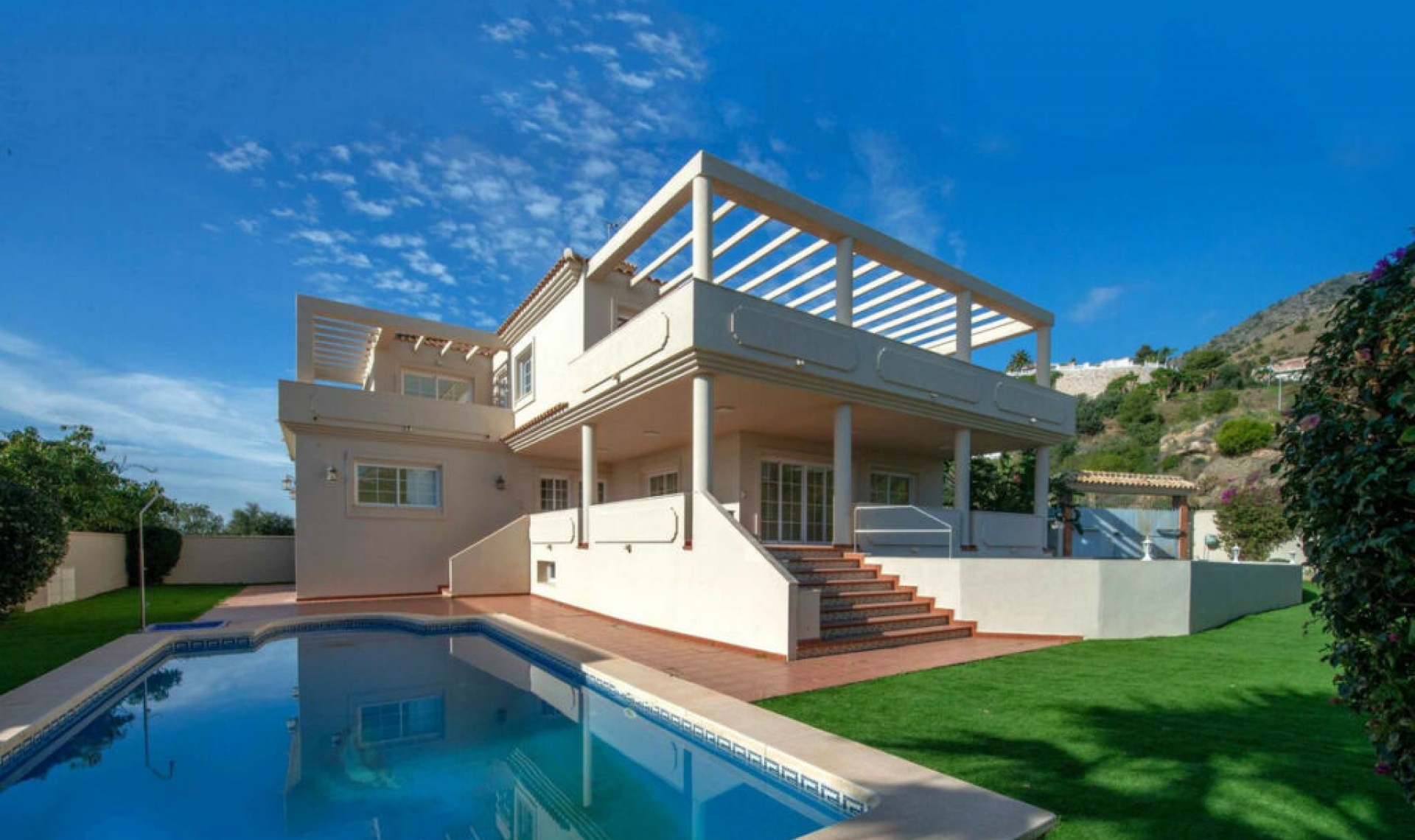Resale - House -
Benalmadena Pueblo