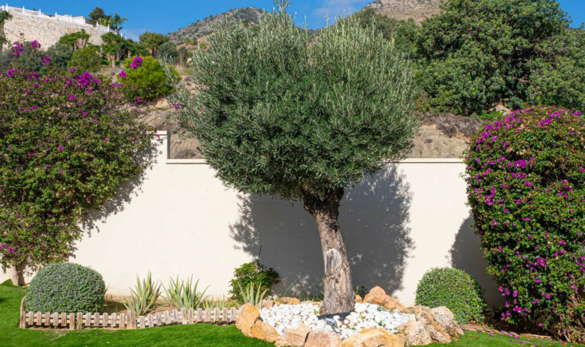 Resale - House -
Benalmadena Pueblo