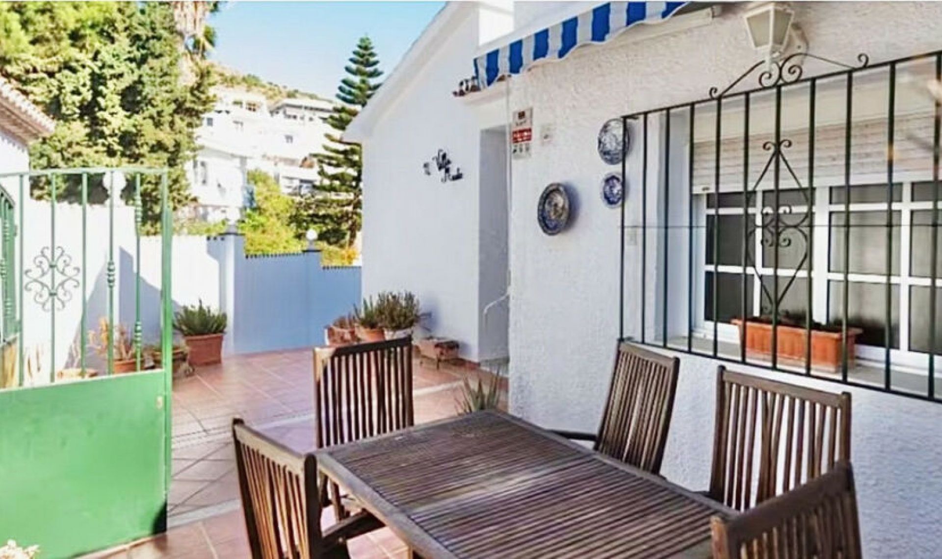 Resale - House -
Benalmadena Pueblo
