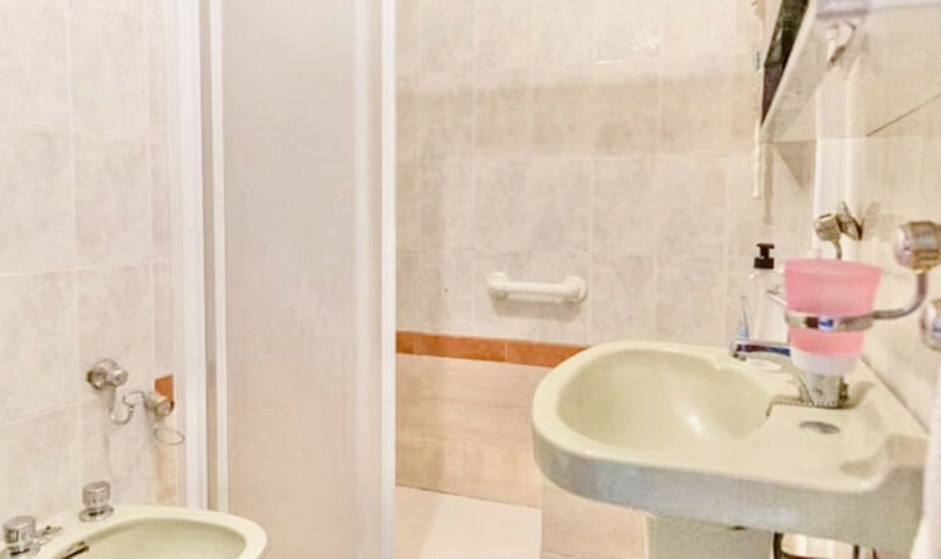 Resale - House -
Benalmadena Pueblo