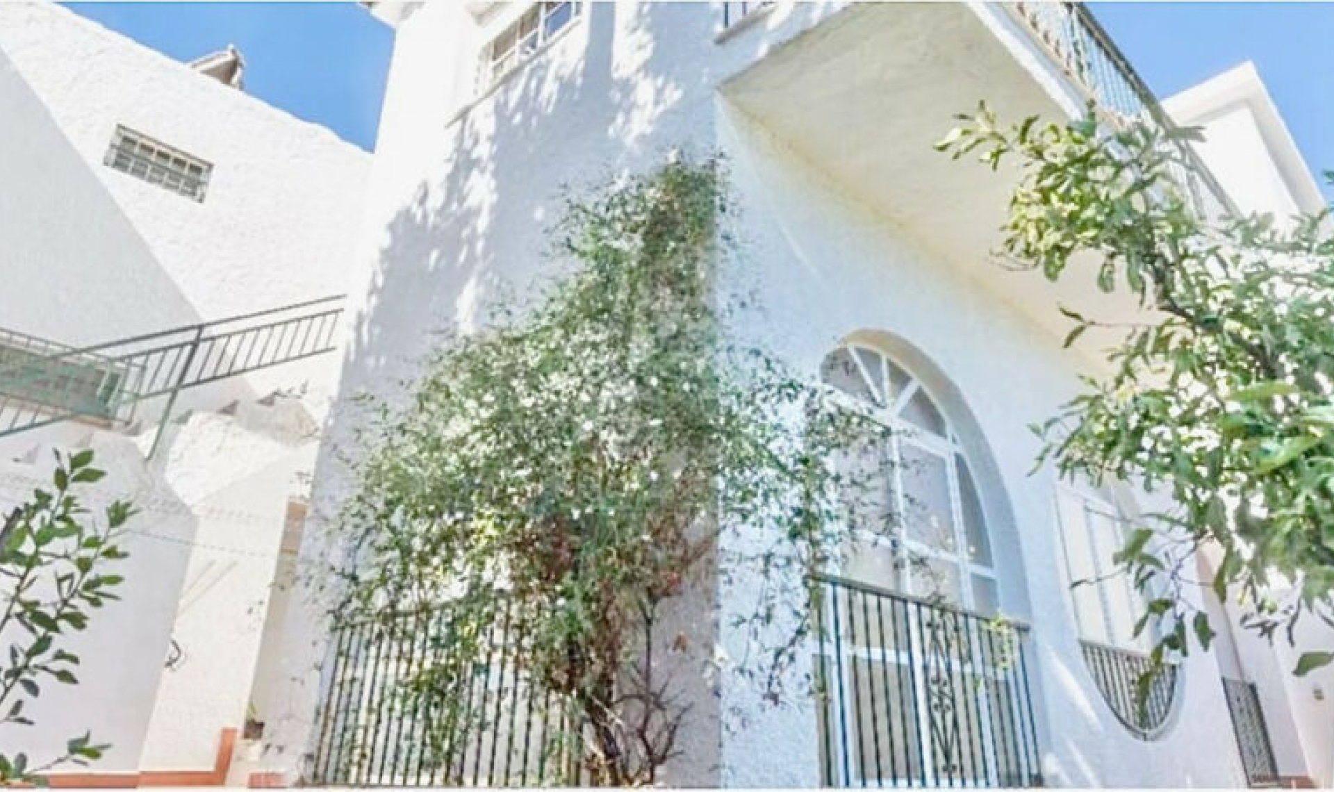 Resale - House -
Benalmadena Pueblo