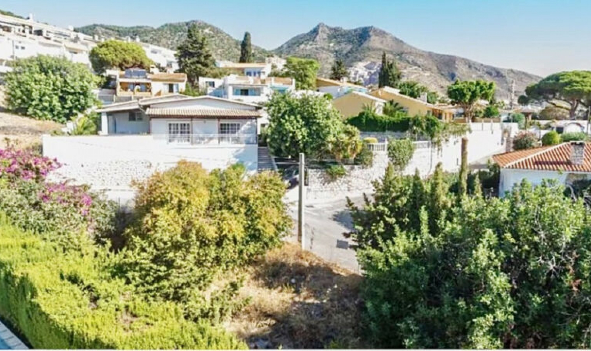 Resale - House -
Benalmadena Pueblo