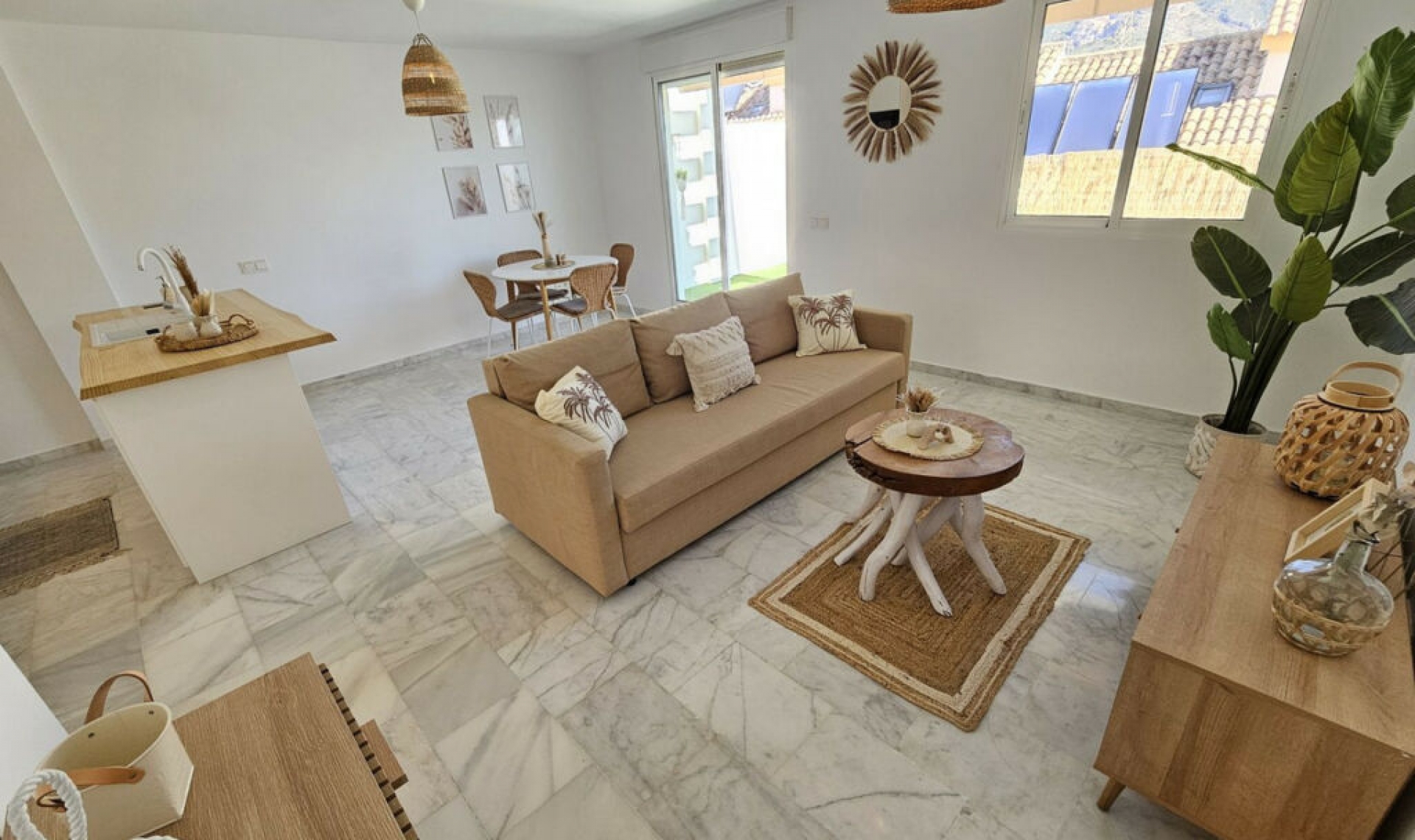 Resale - House -
Benalmadena Pueblo