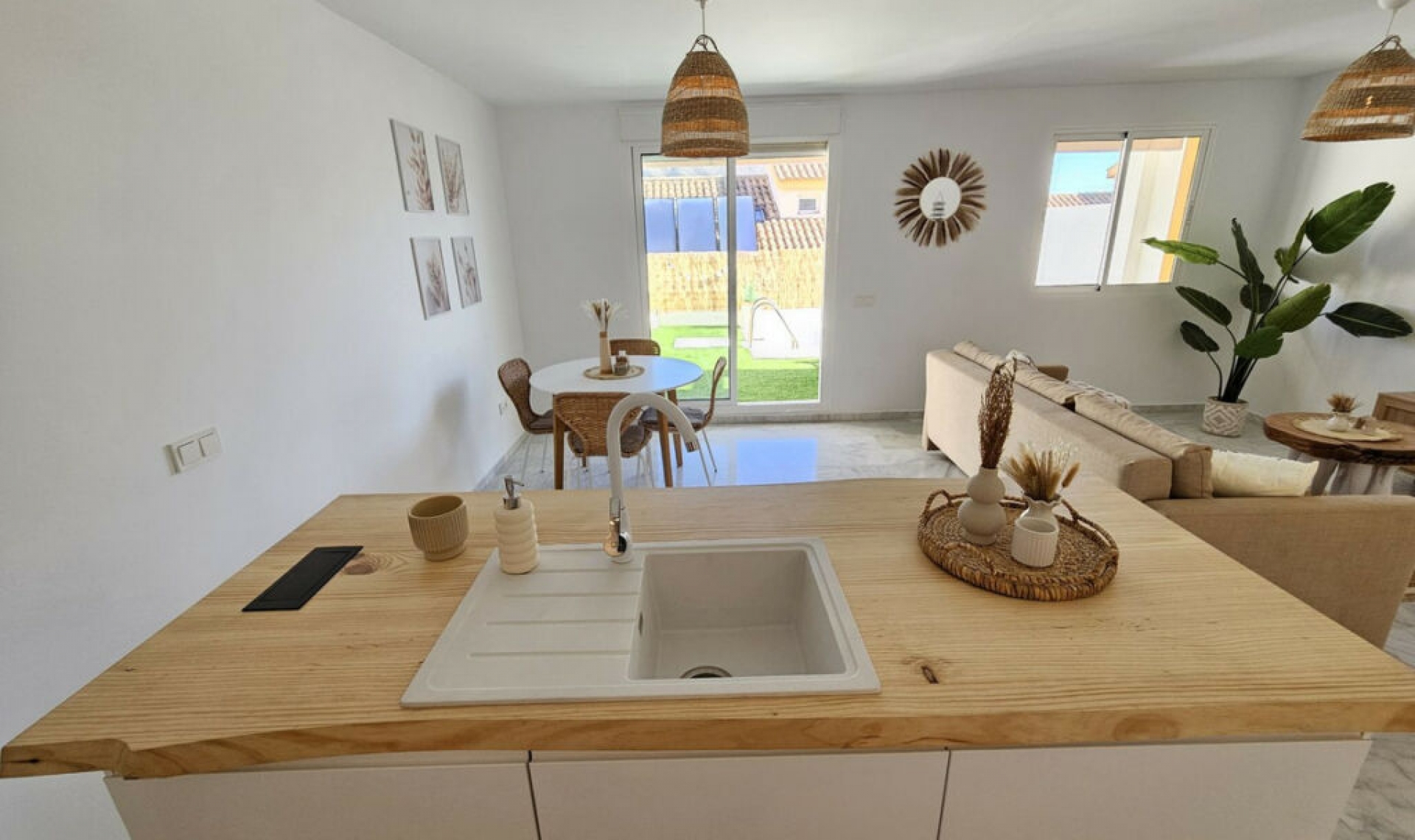 Resale - House -
Benalmadena Pueblo