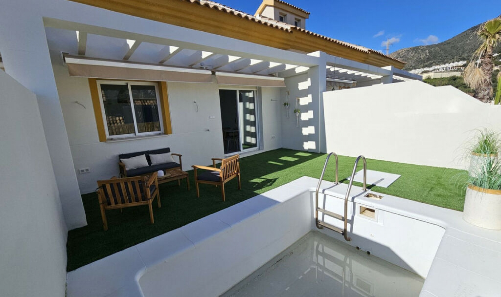 Resale - House -
Benalmadena Pueblo