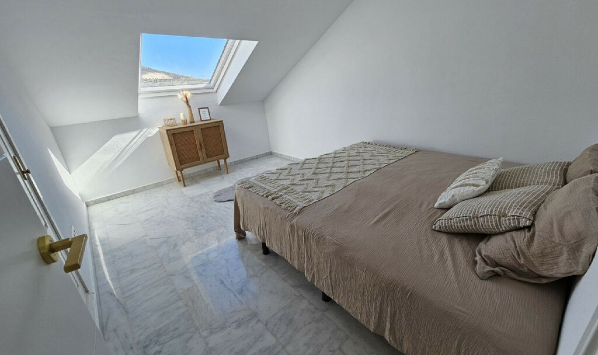 Resale - House -
Benalmadena Pueblo