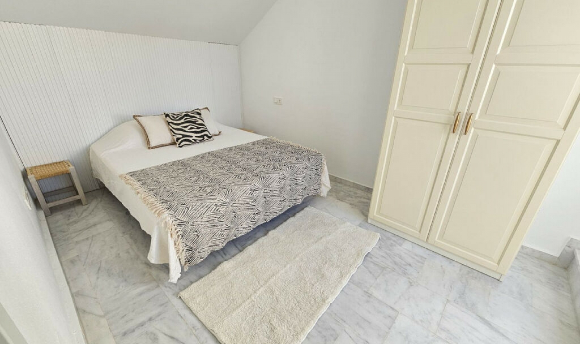 Resale - House -
Benalmadena Pueblo