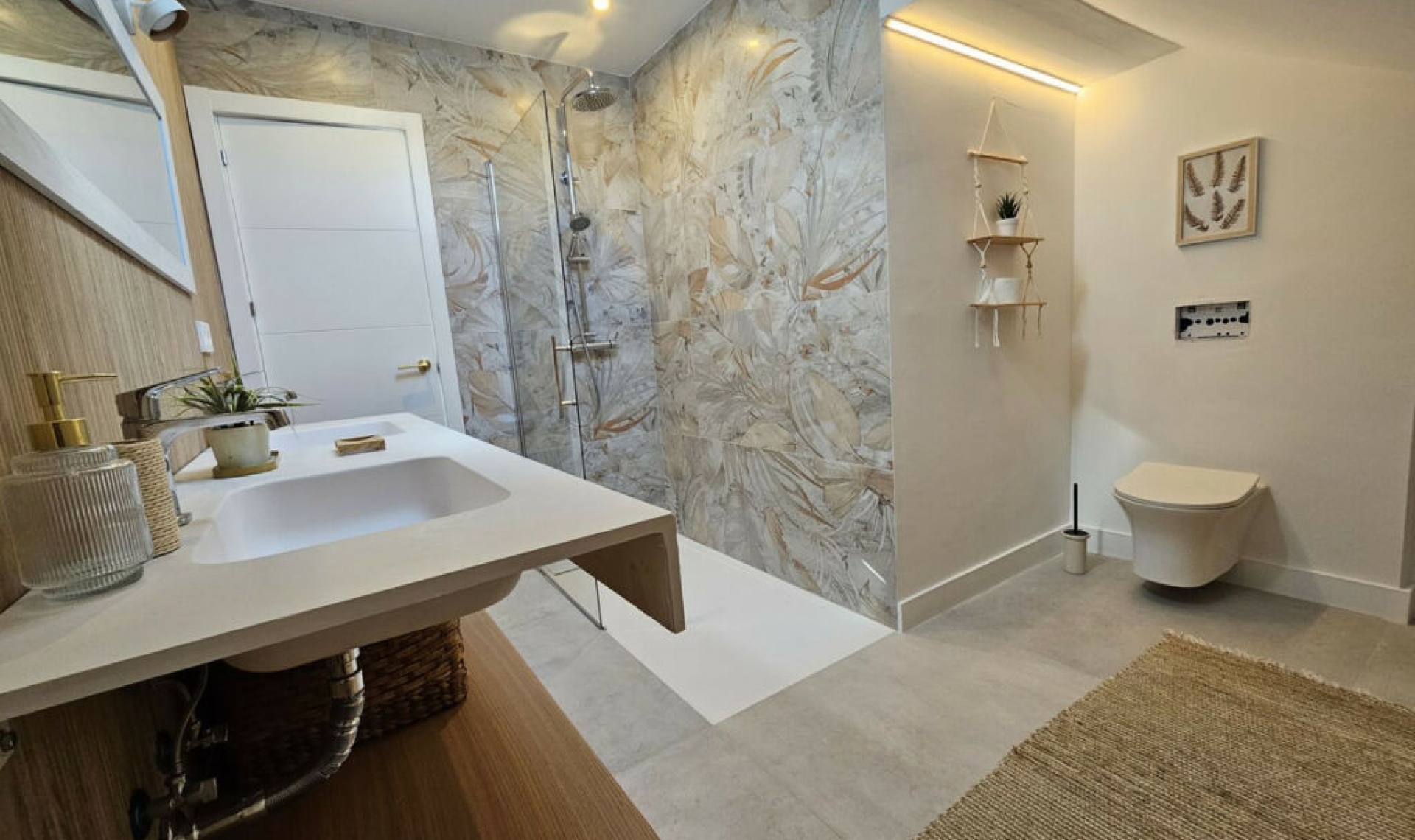 Resale - House -
Benalmadena Pueblo
