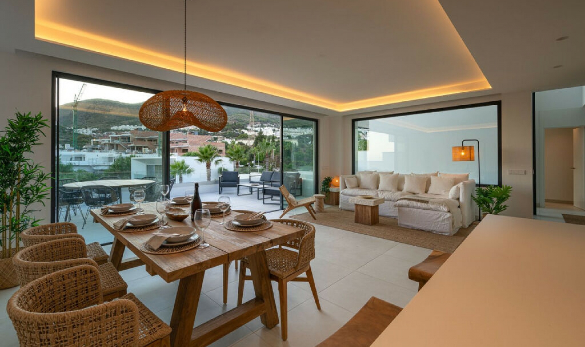 Resale - House -
Benalmadena Pueblo