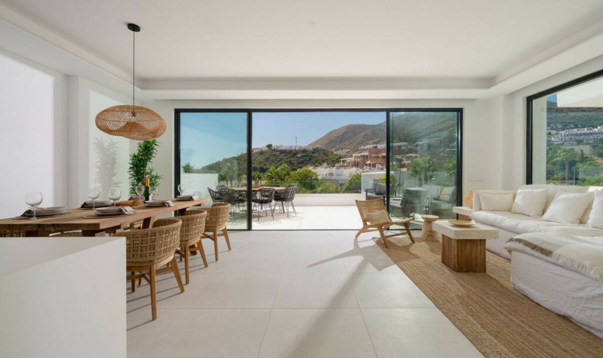Resale - House -
Benalmadena Pueblo