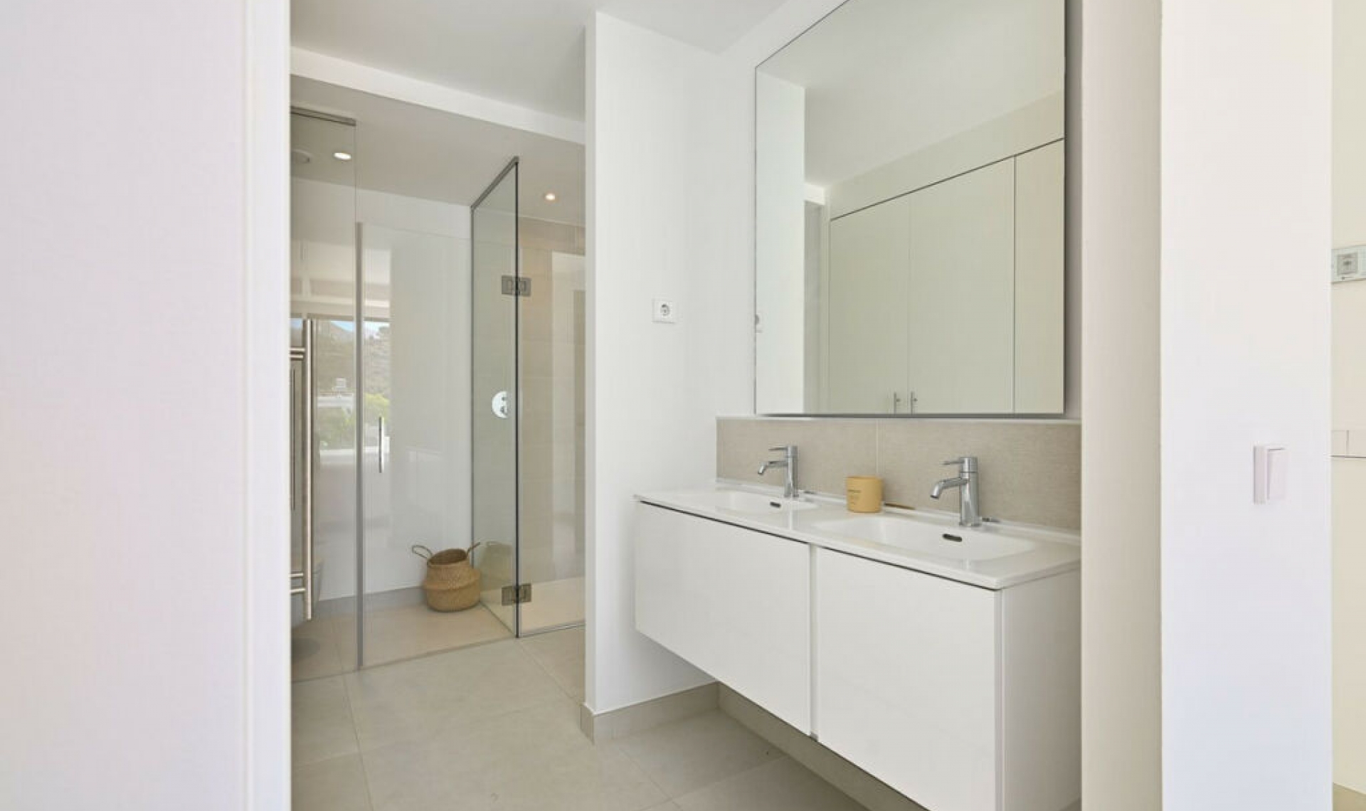 Resale - House -
Benalmadena Pueblo