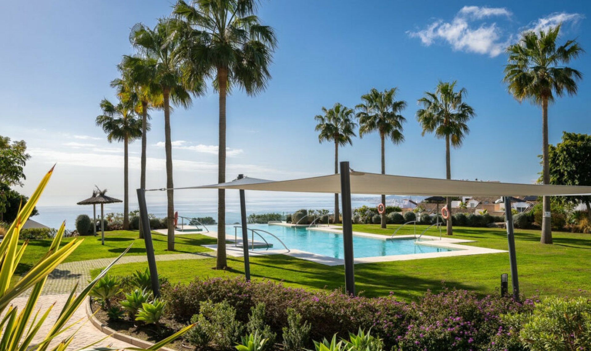 Resale - House -
Benalmadena Pueblo