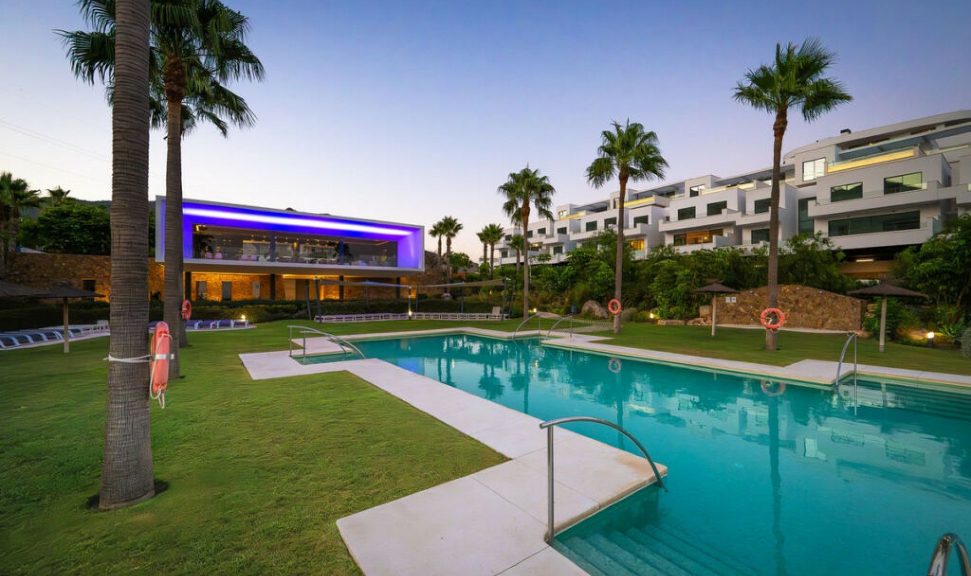 Resale - House -
Benalmadena Pueblo